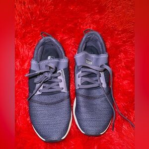 Women’s lavender Athletic Sneakers